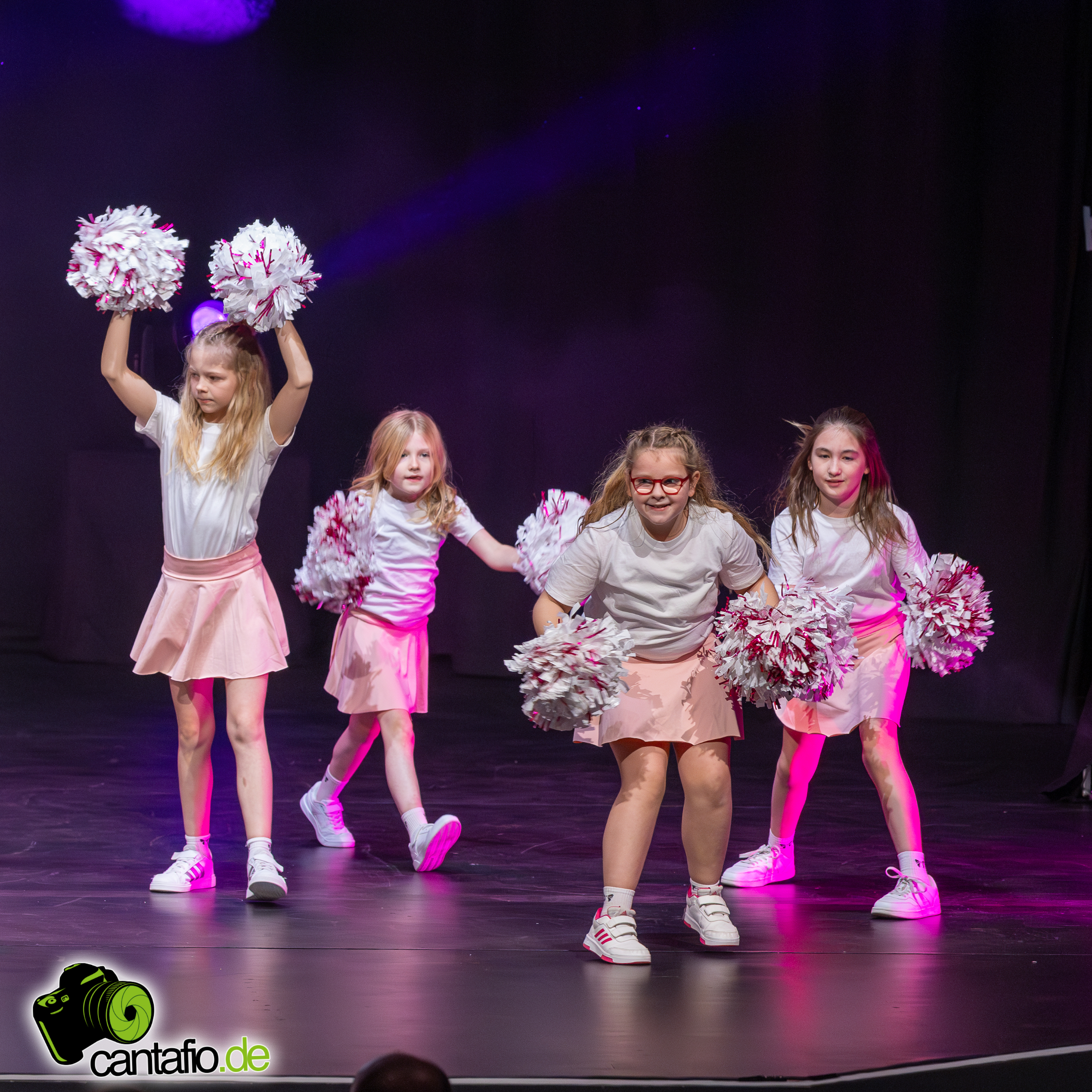  MG 2405 Verbessert RR